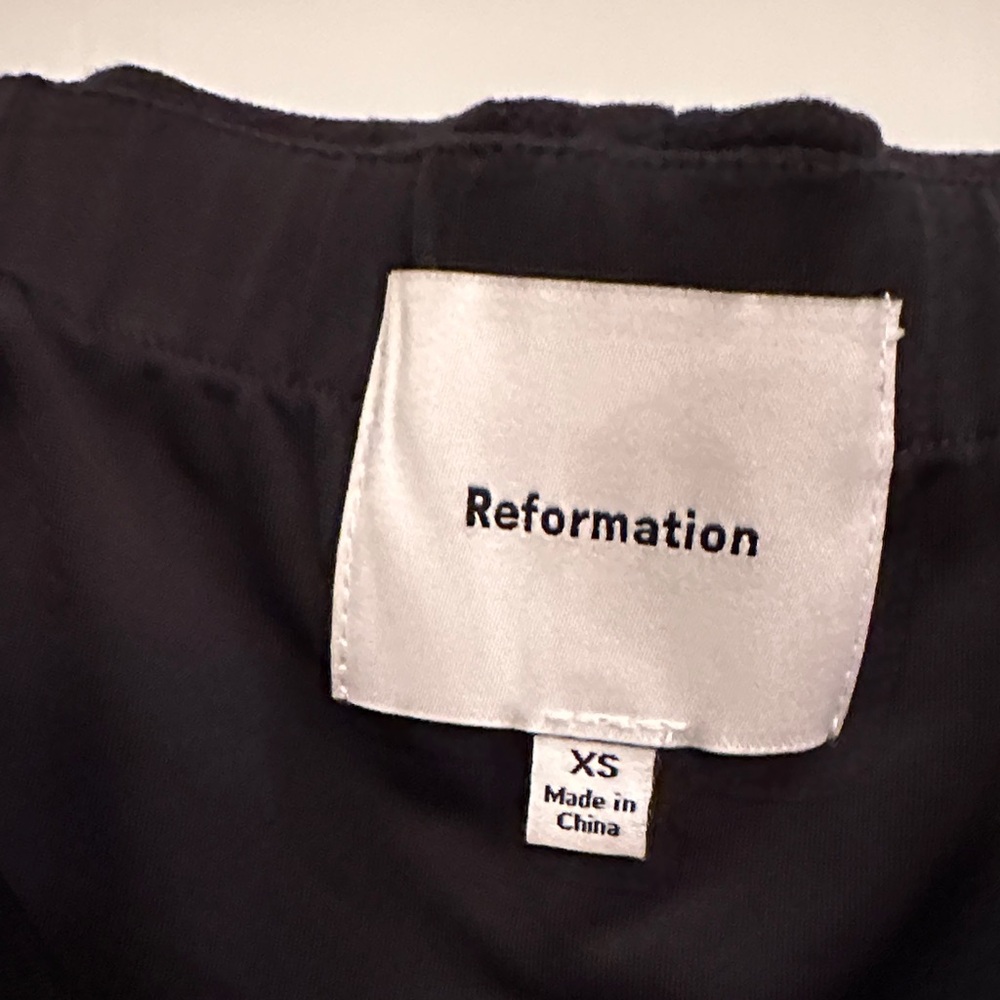 Reformation Black Strapless Top - Picture 2 of 8